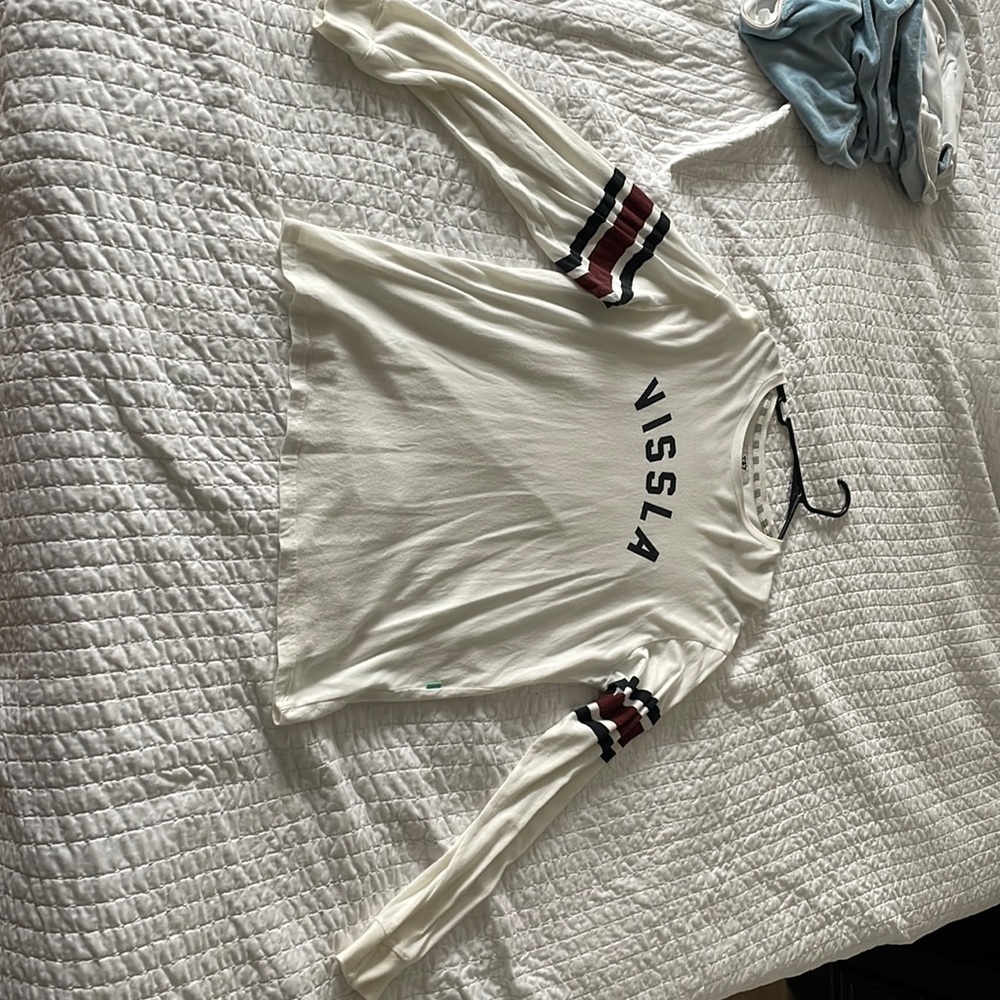 Long sleeve large Vissla shirt